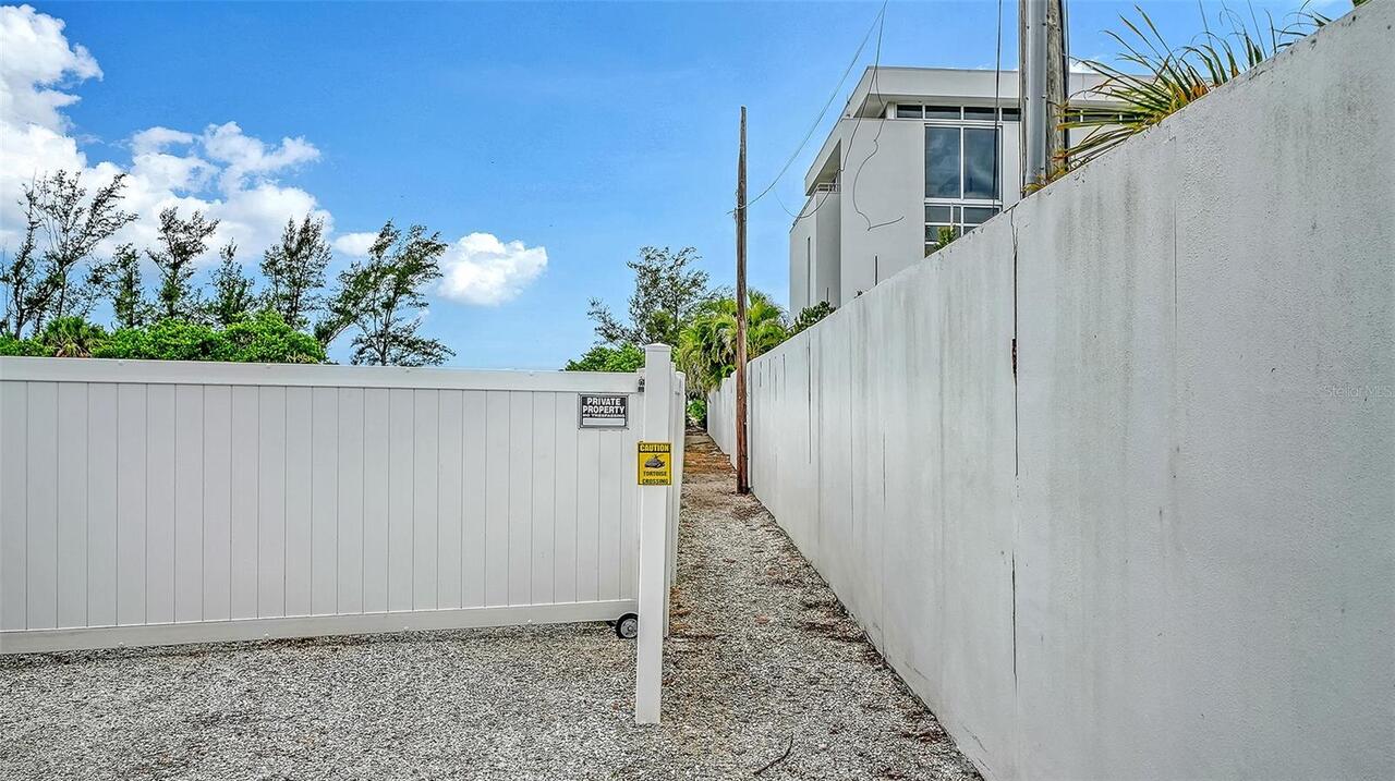 Listing Photo 28