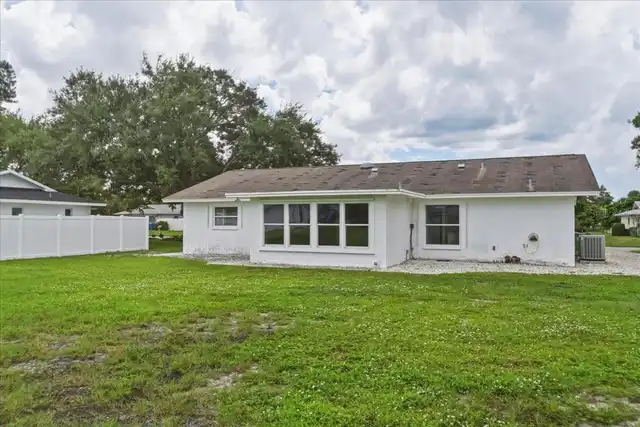 Listing Photo 6