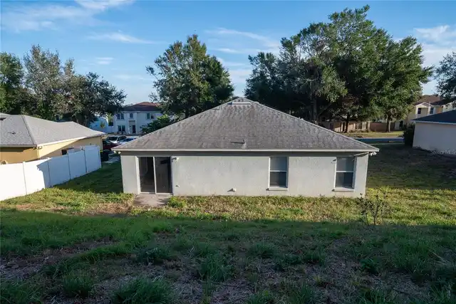 Listing Photo 6