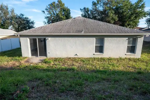 Listing Photo 9