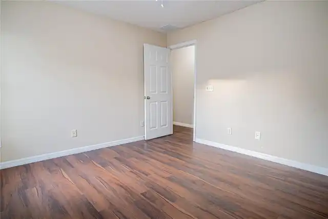 Listing Photo 33