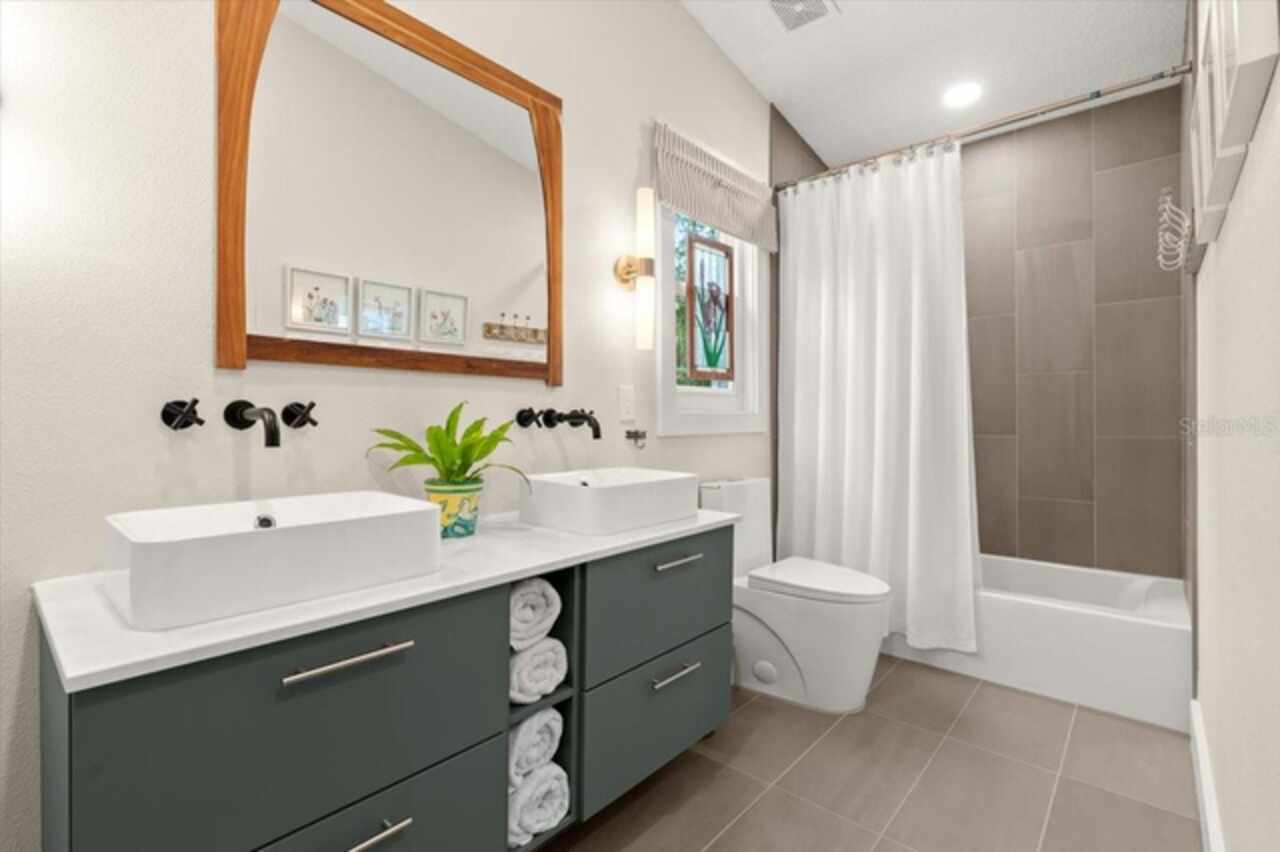 Listing Photo 21