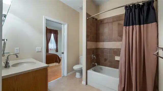Listing Photo 41