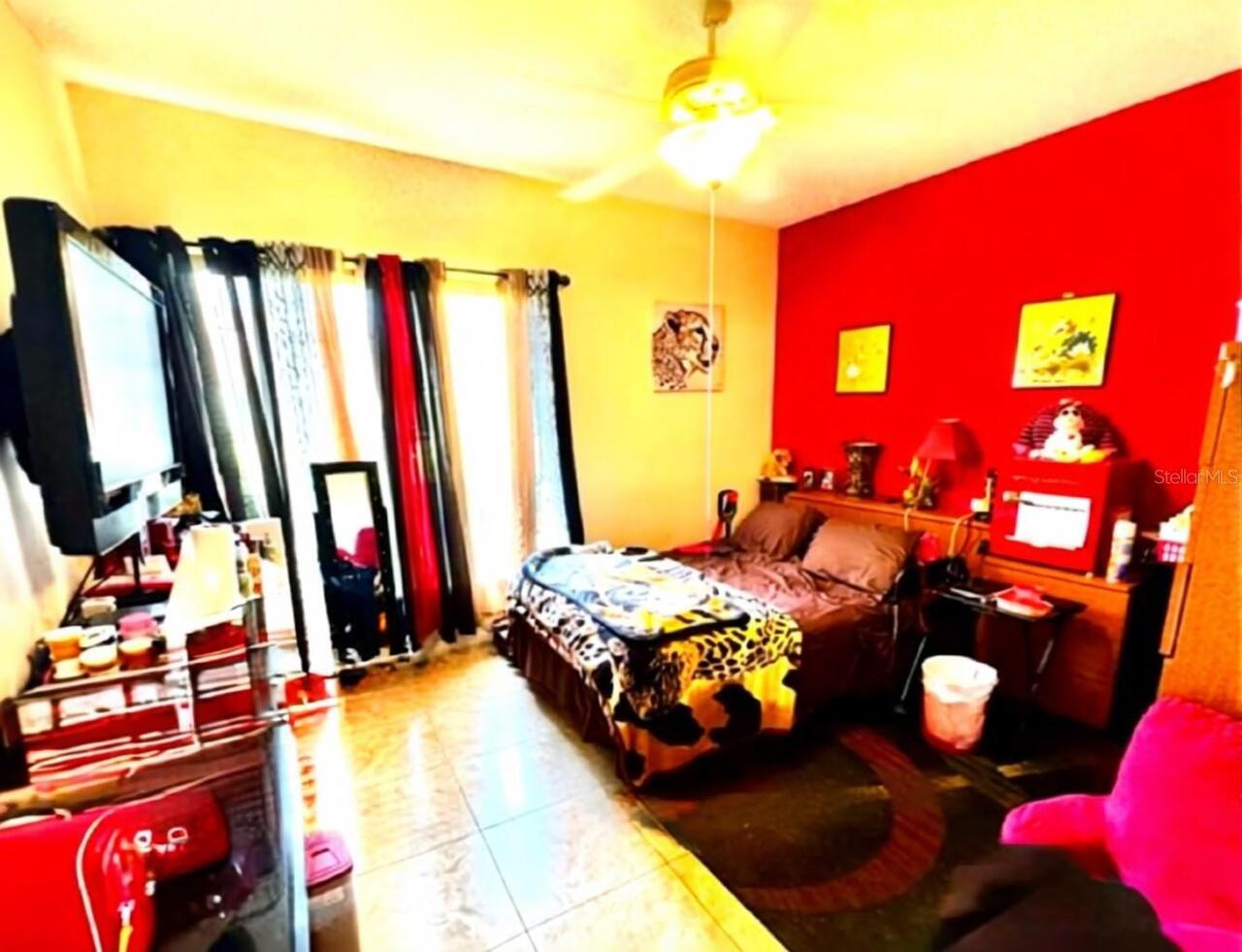 Listing Photo 10