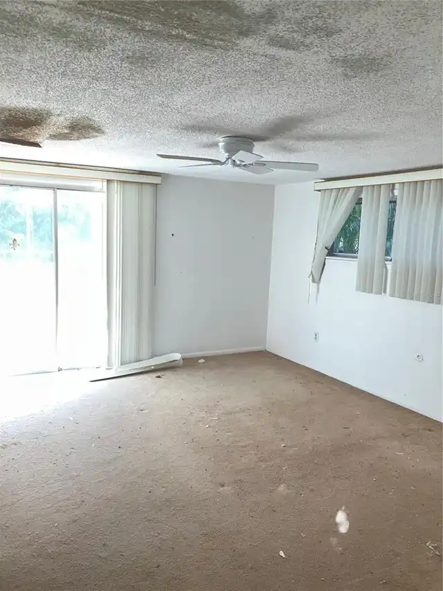 Listing Photo 9