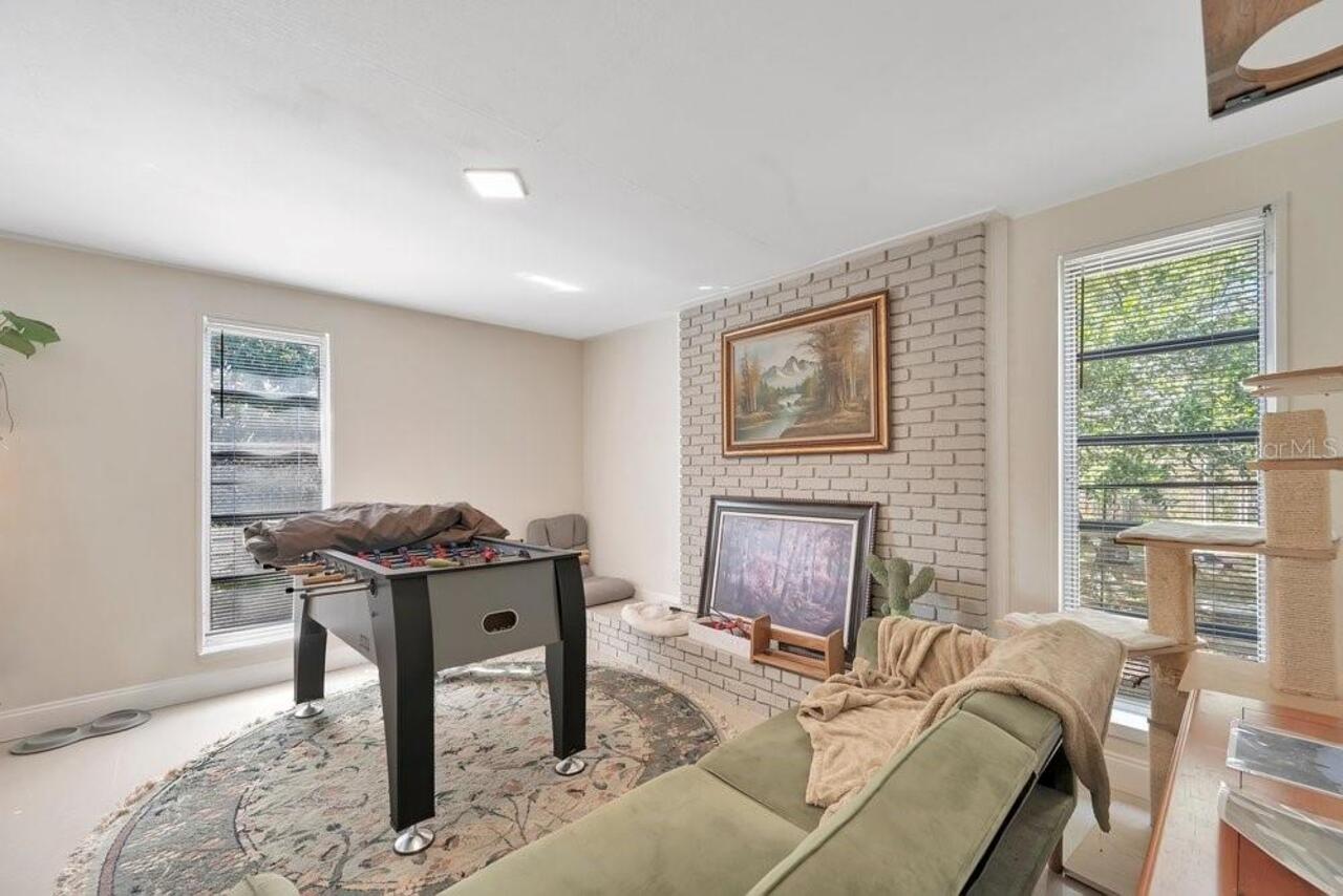 Listing Photo 10