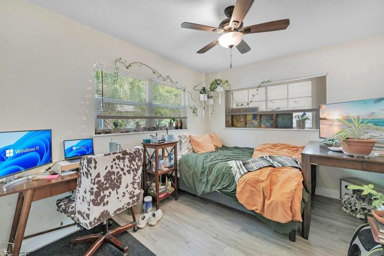 Listing Photo 18