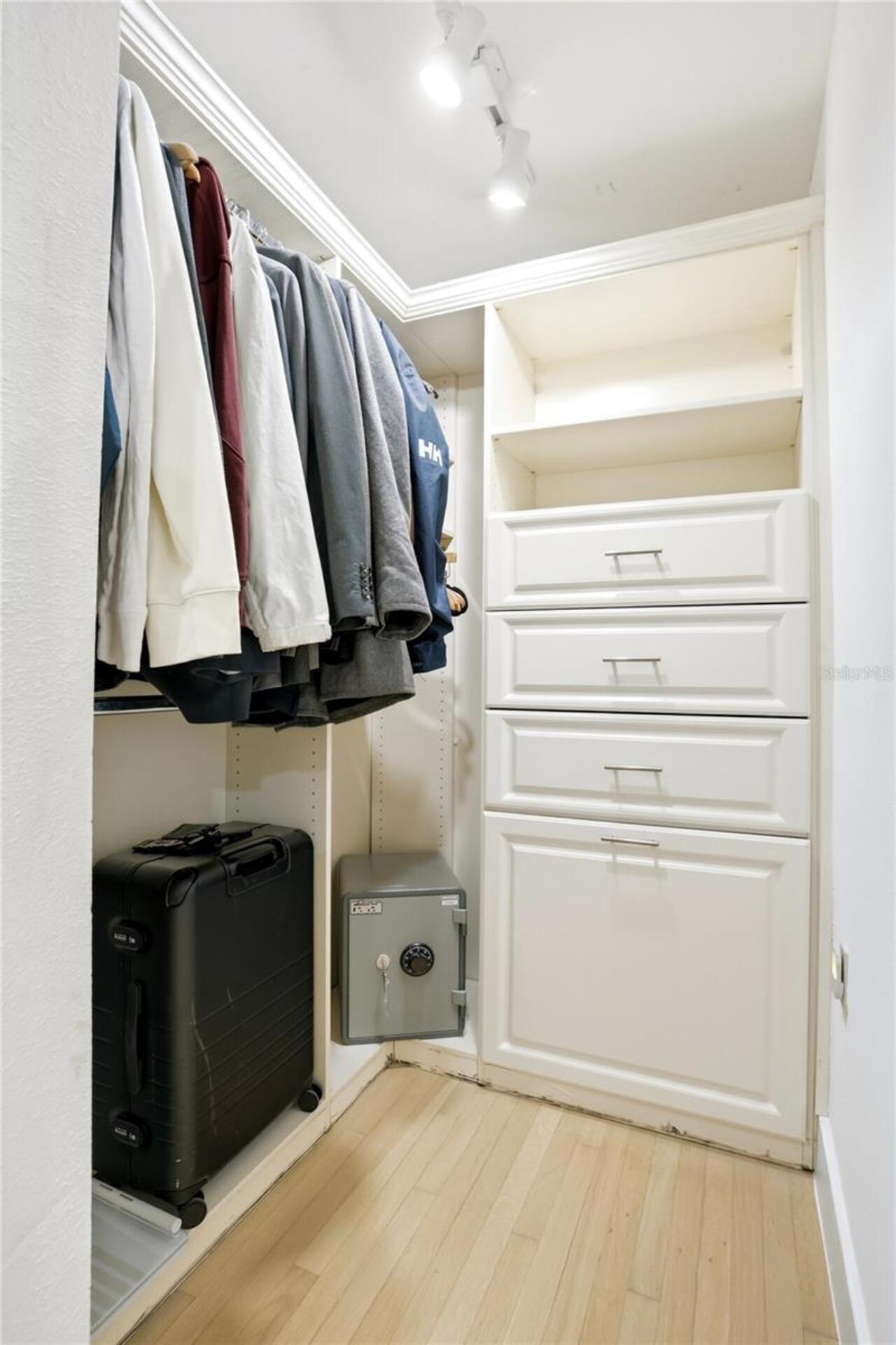 Listing Photo 19