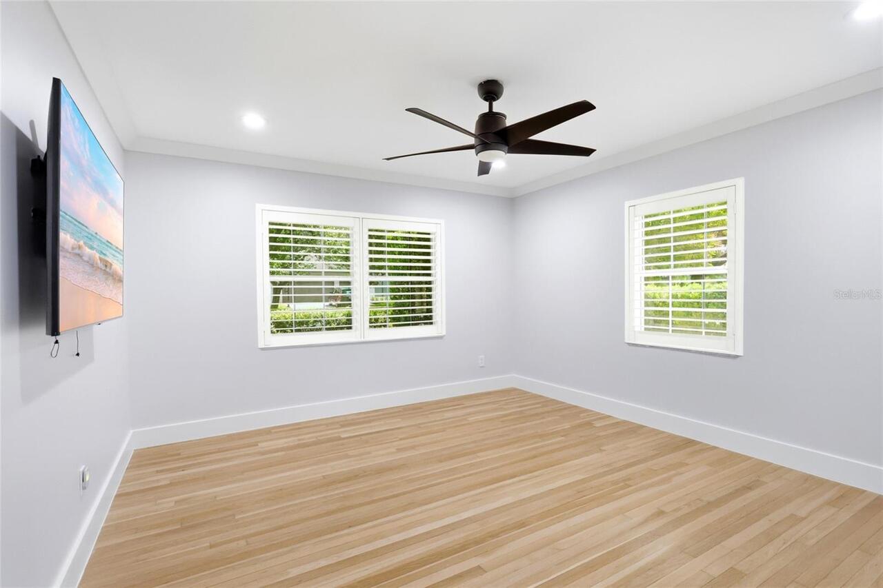 Listing Photo 24
