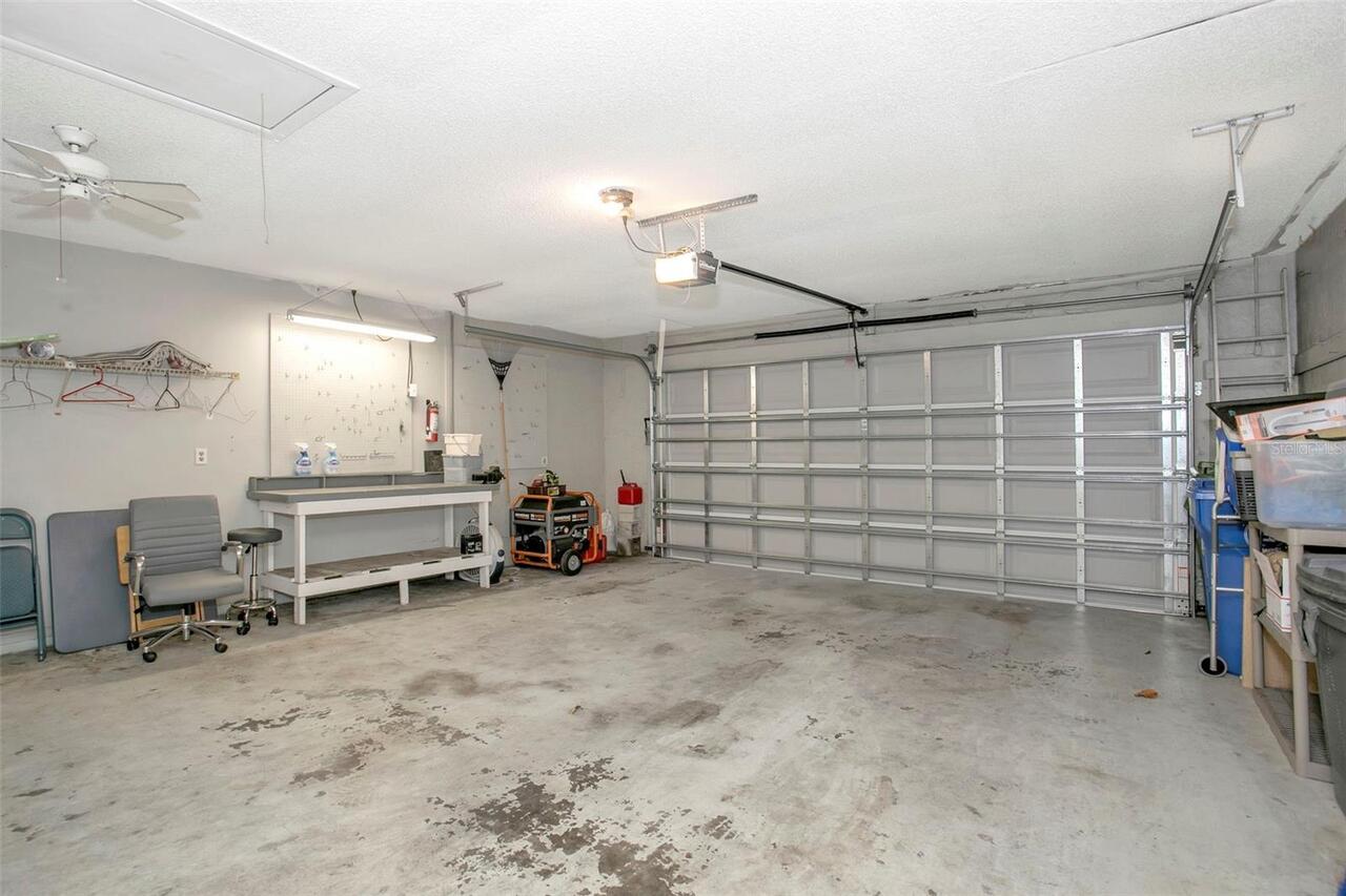 Listing Photo 14