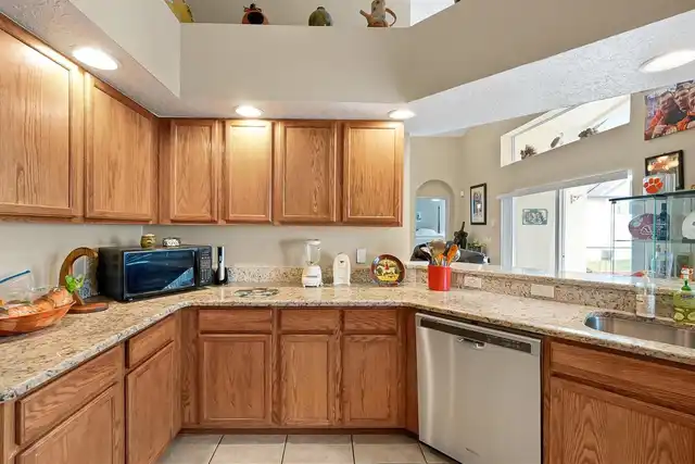 Listing Photo 13