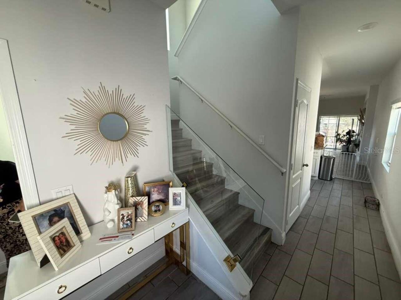 Listing Photo 8