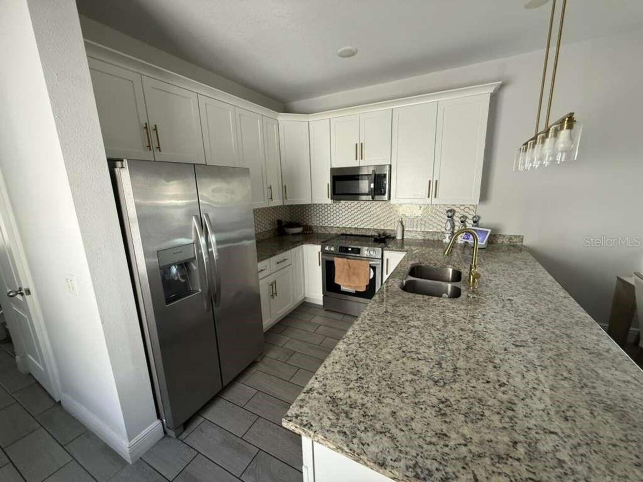 Listing Photo 10