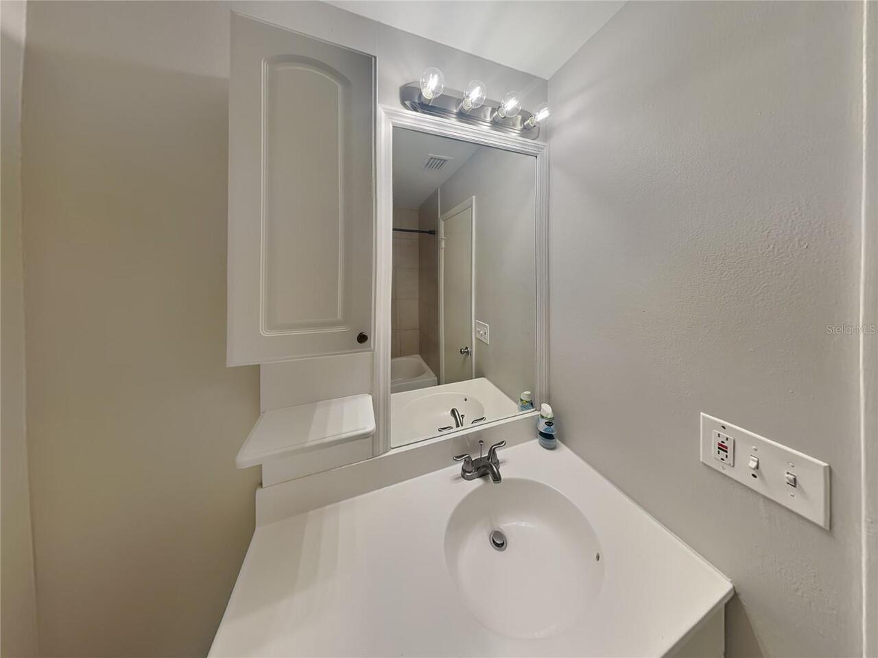 Listing Photo 14