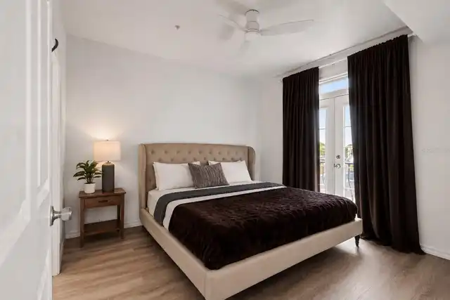 Listing Photo 12