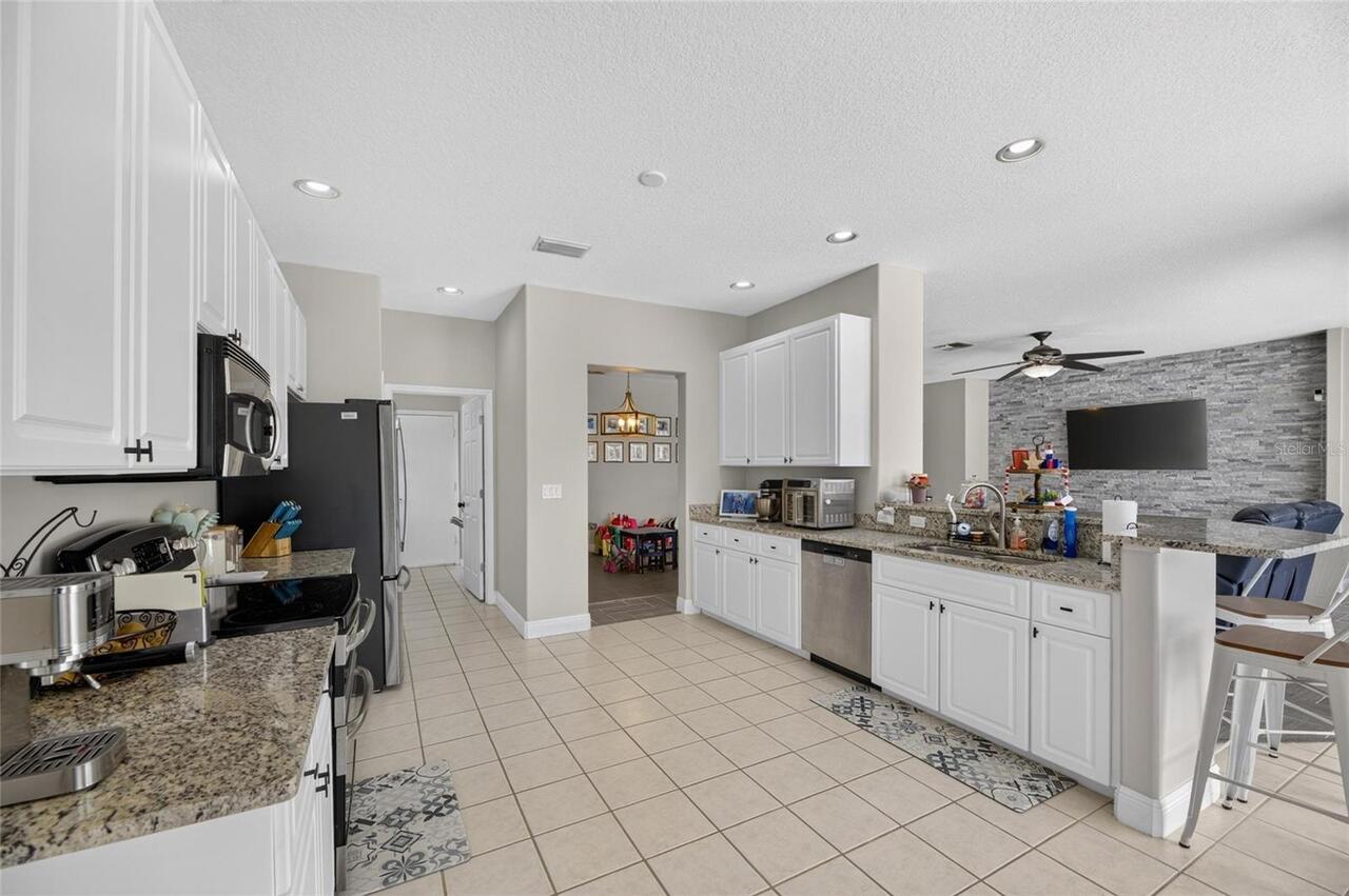 Listing Photo 18