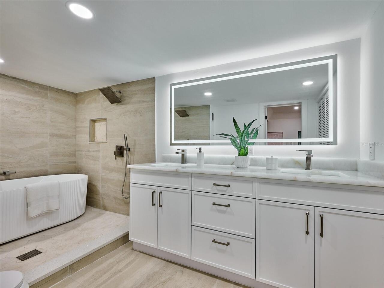 Listing Photo 42