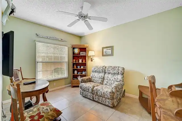 Listing Photo 14