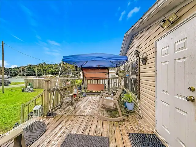 Listing Photo 8