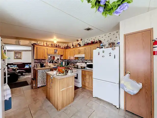 Listing Photo 22