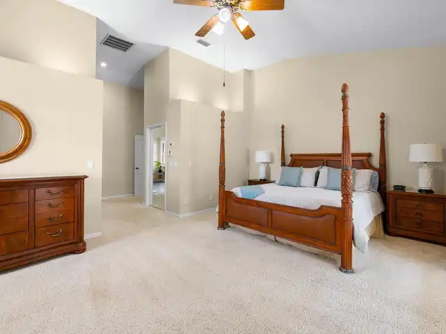 Listing Photo 28