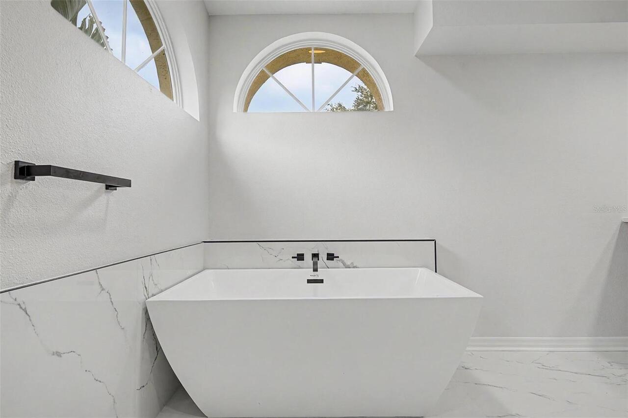 Listing Photo 33