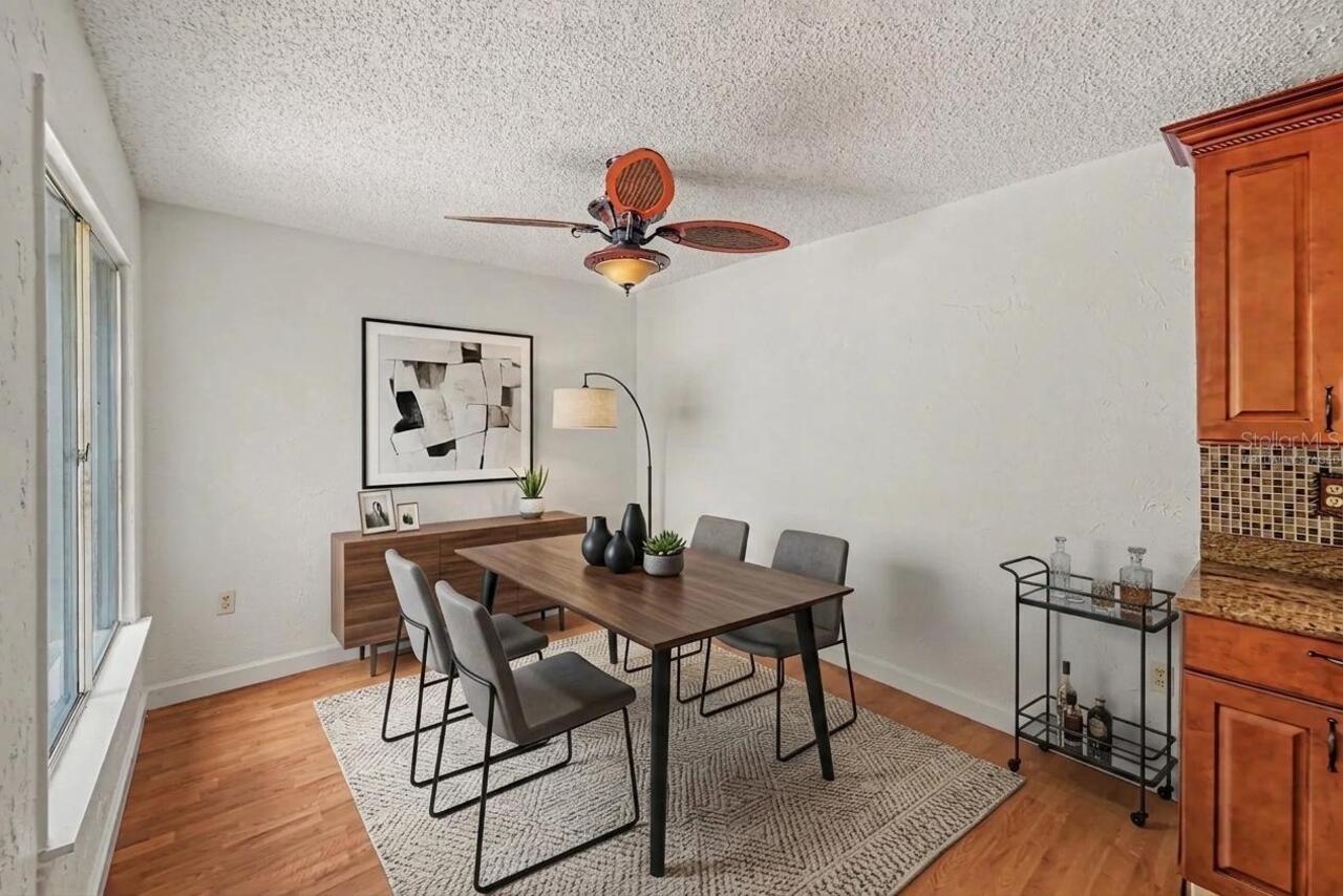 Listing Photo 12
