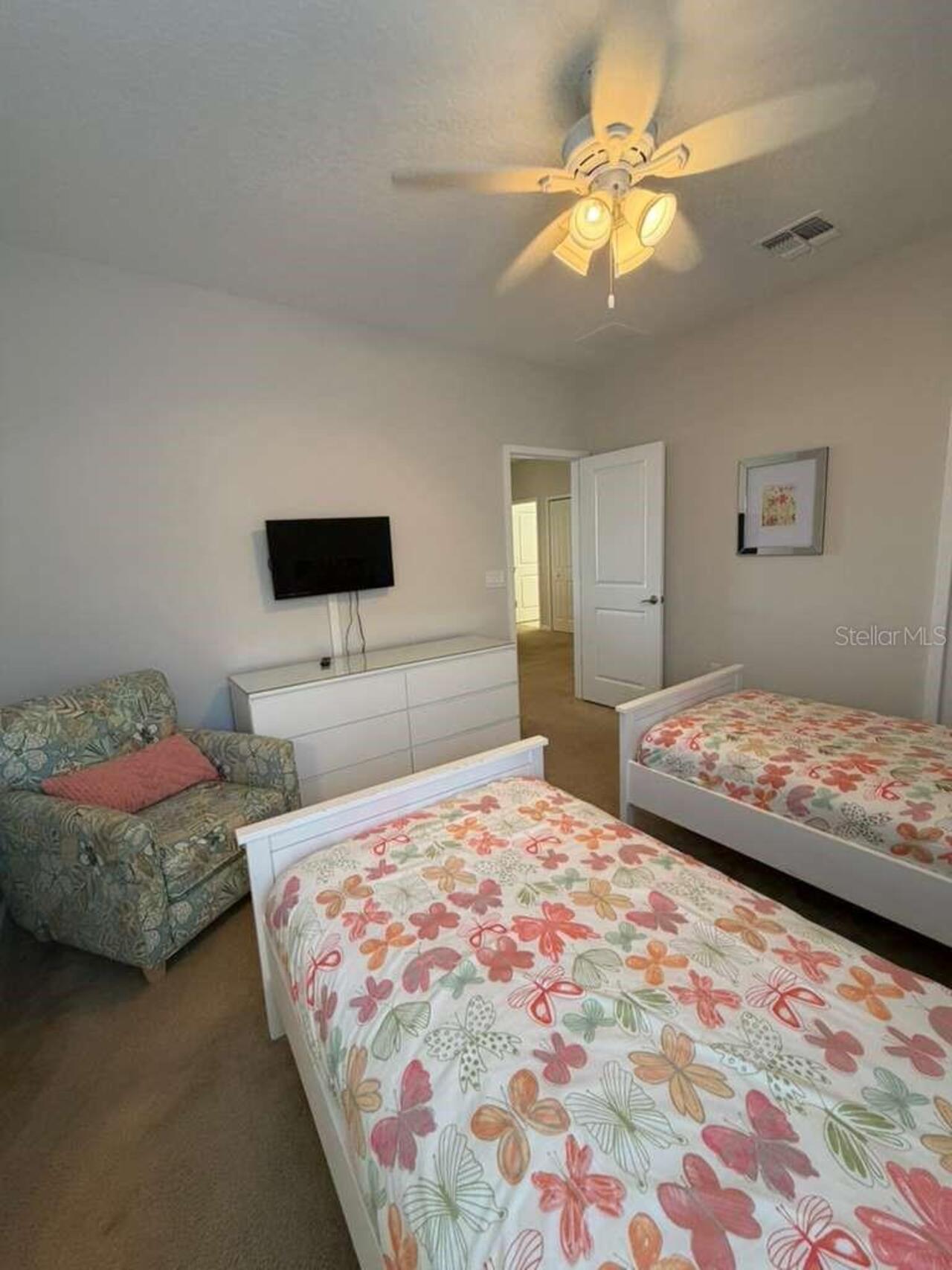 Listing Photo 9