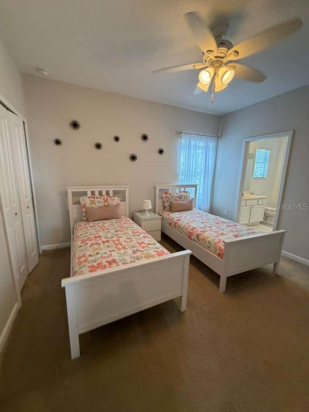 Listing Photo 10