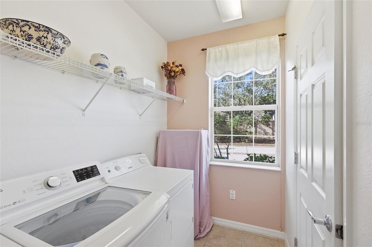 Listing Photo 14