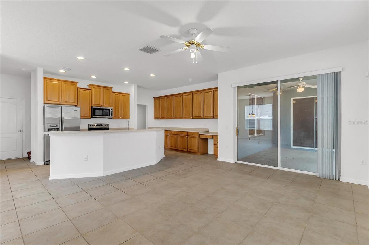 Listing Photo 10