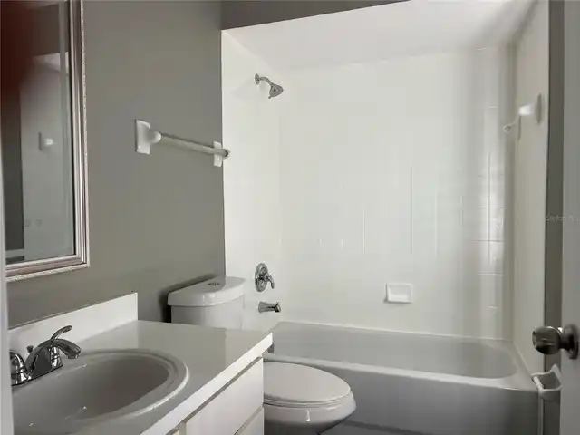 Listing Photo 16