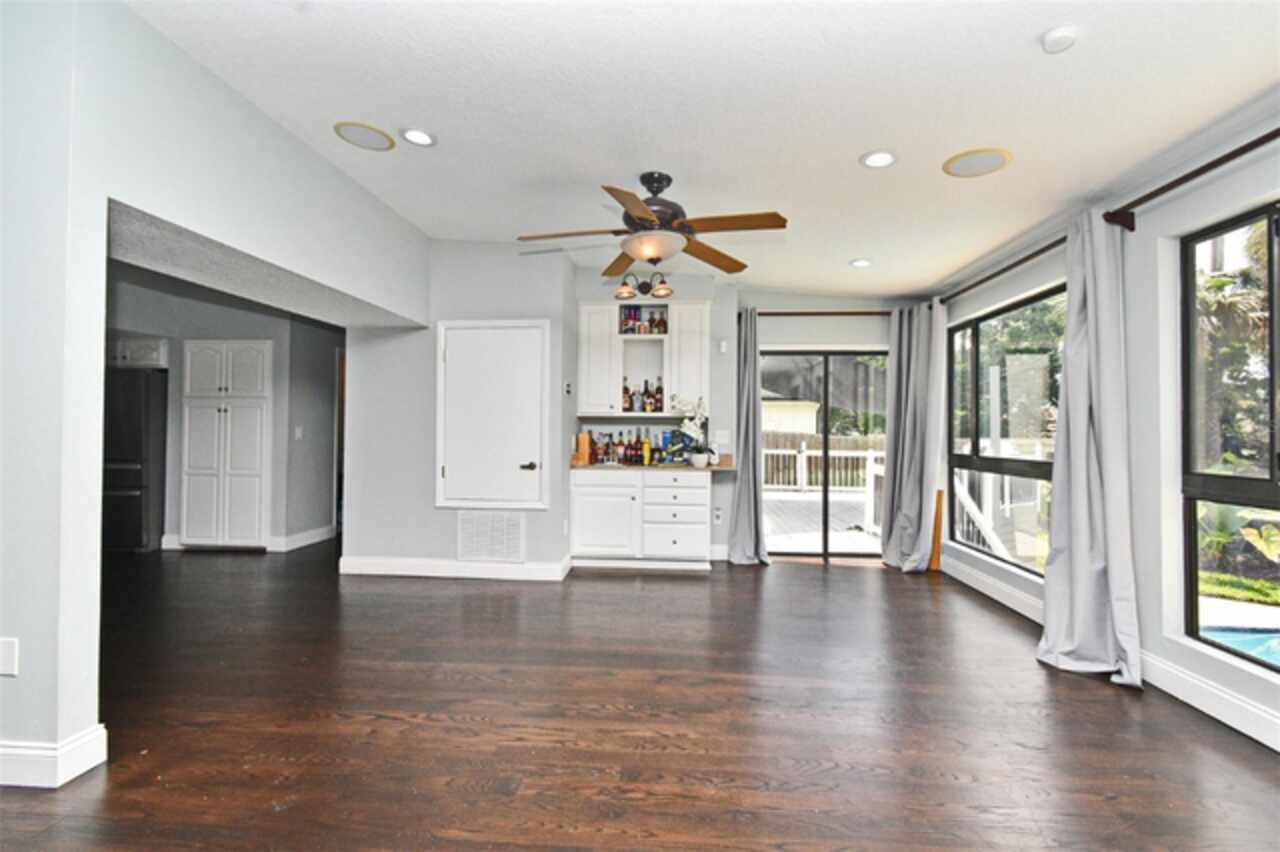 Listing Photo 21