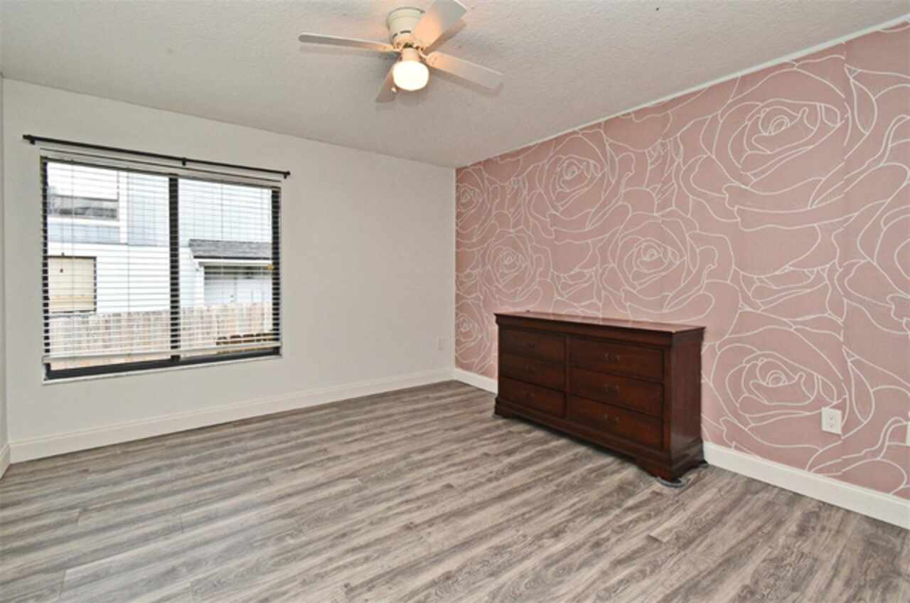 Listing Photo 33