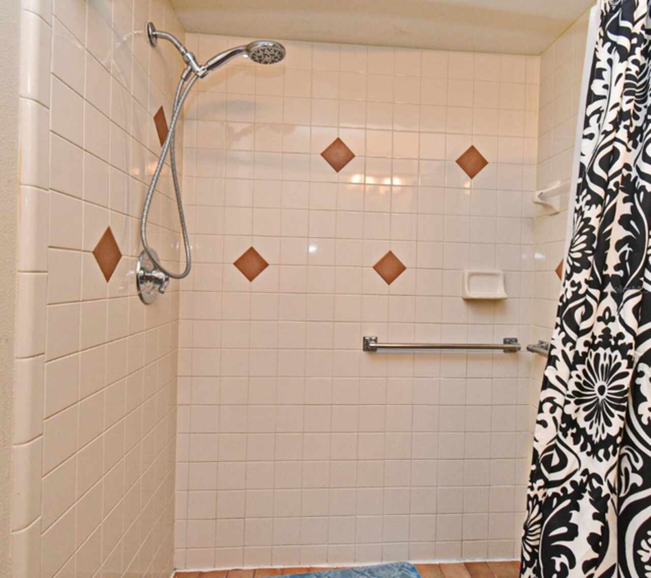 Listing Photo 37