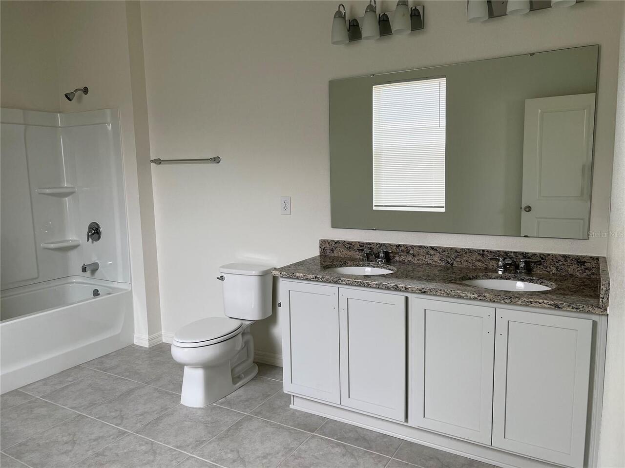 Listing Photo 13