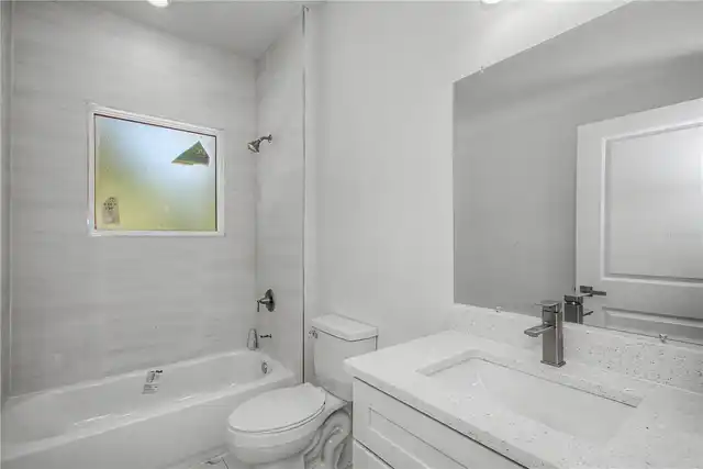 Listing Photo 24