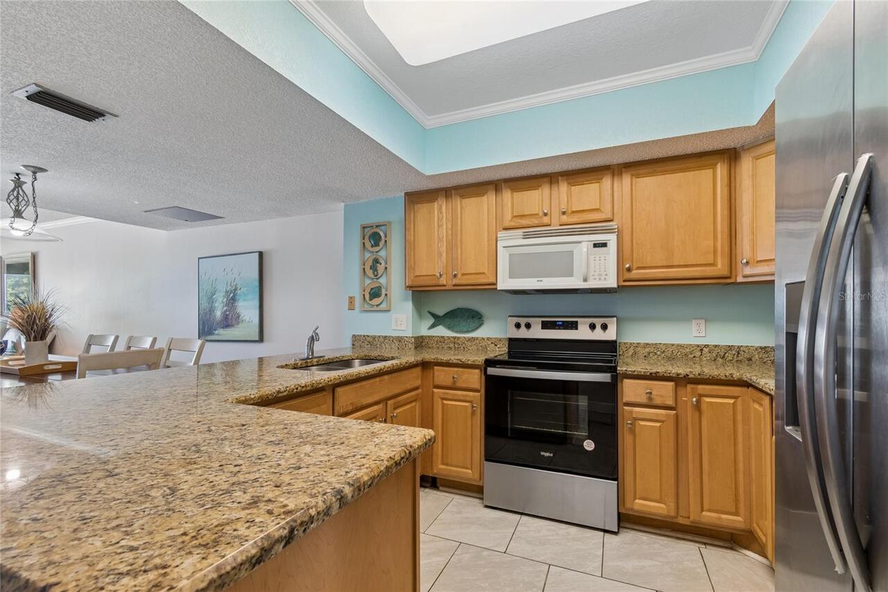 Listing Photo 8