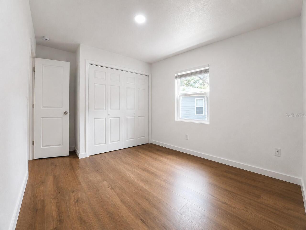 Listing Photo 14