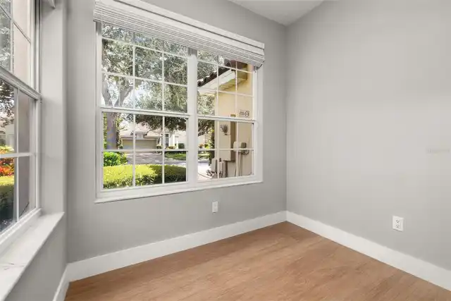 Listing Photo 16