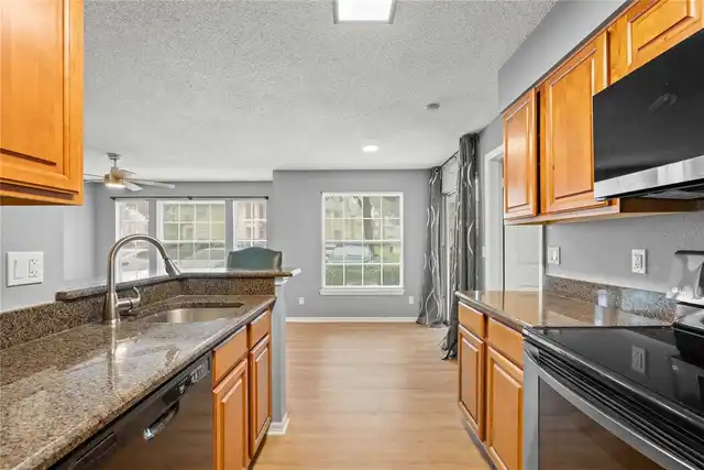 Listing Photo 7