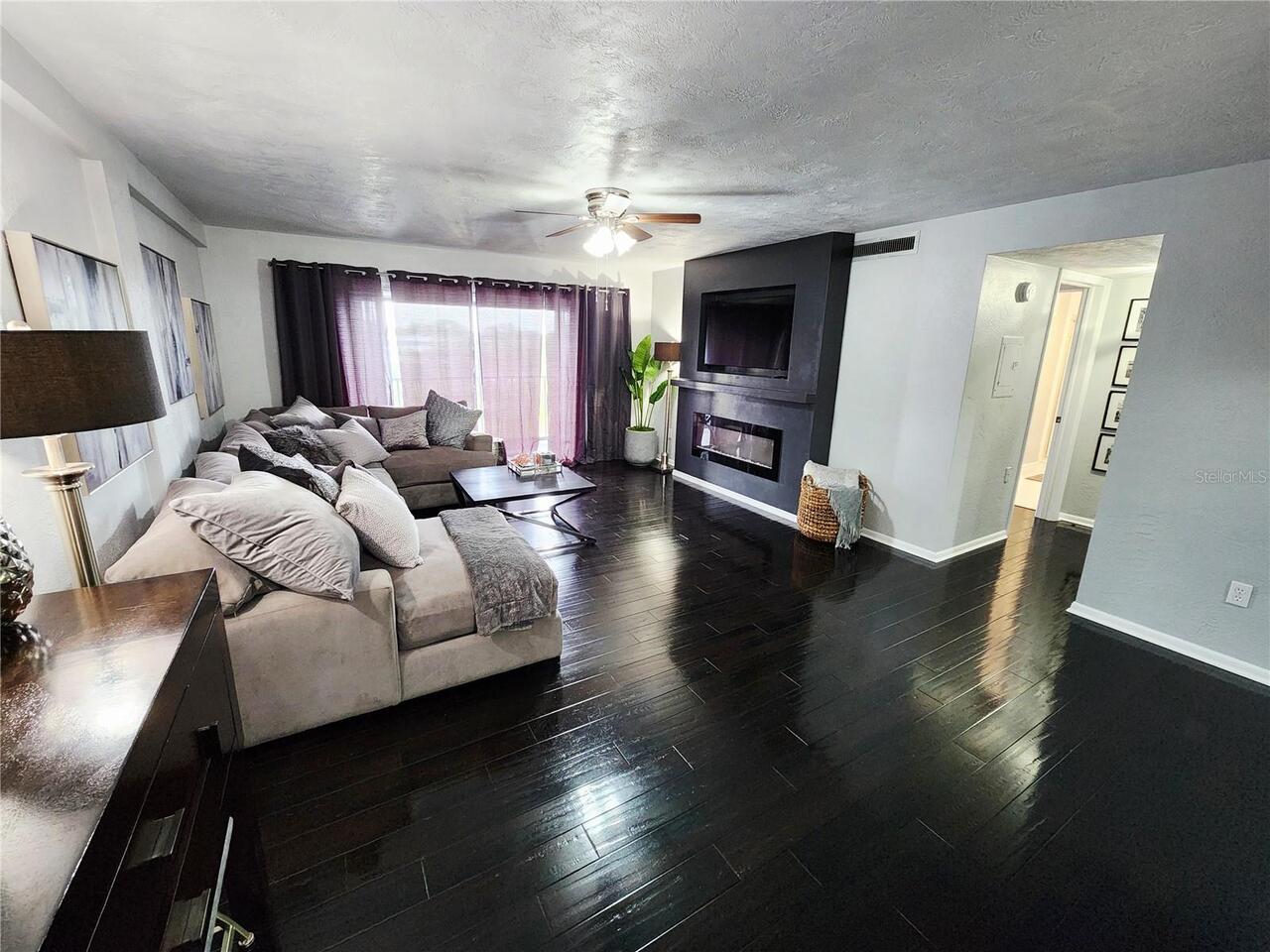 Listing Photo 7