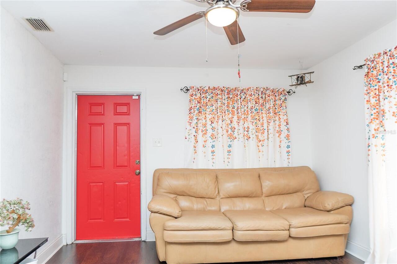 Listing Photo 7