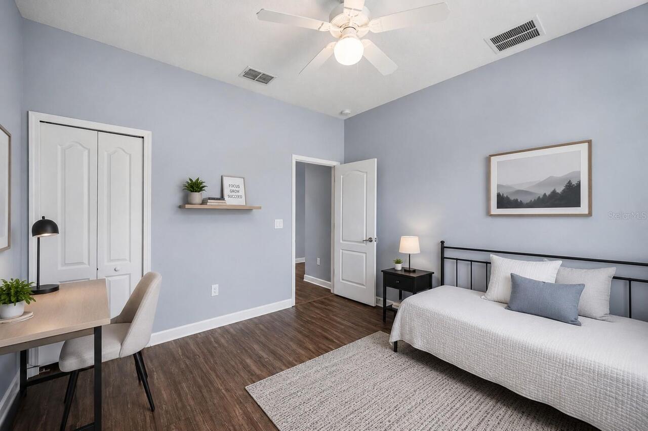 Listing Photo 17