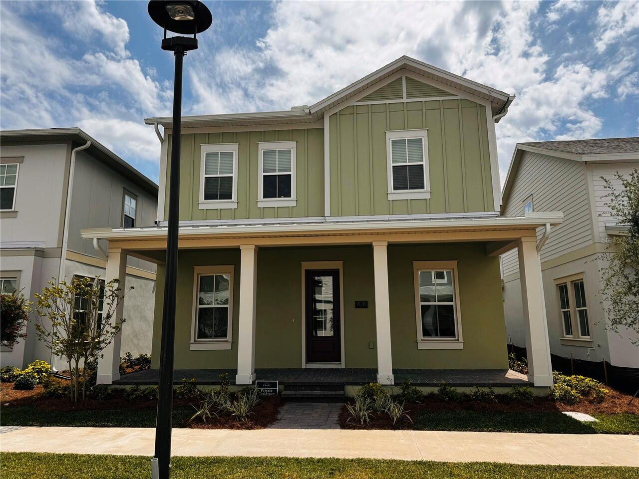 4BR, Residential Lease, 3BA, $3,700
Read More
