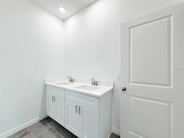 Listing Photo 30