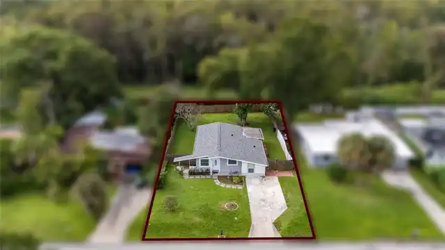 Listing Photo 10