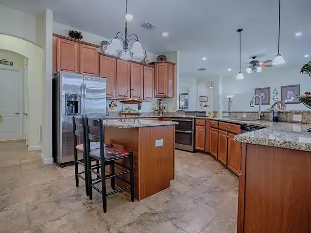 Listing Photo 15