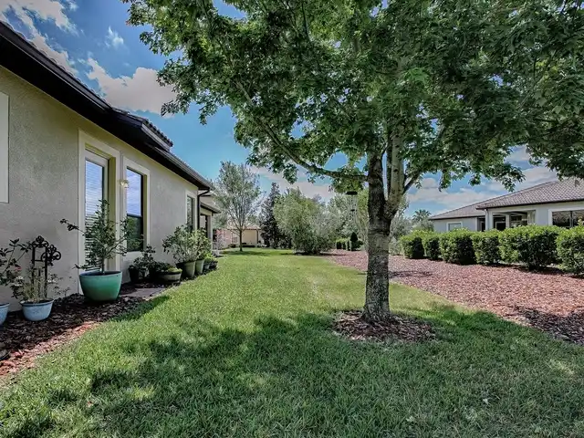 Listing Photo 46