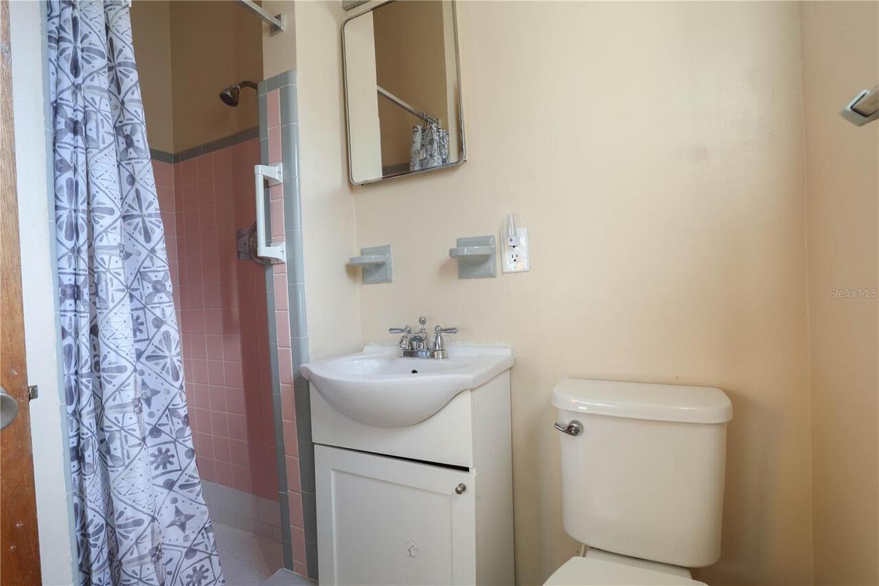 Listing Photo 17